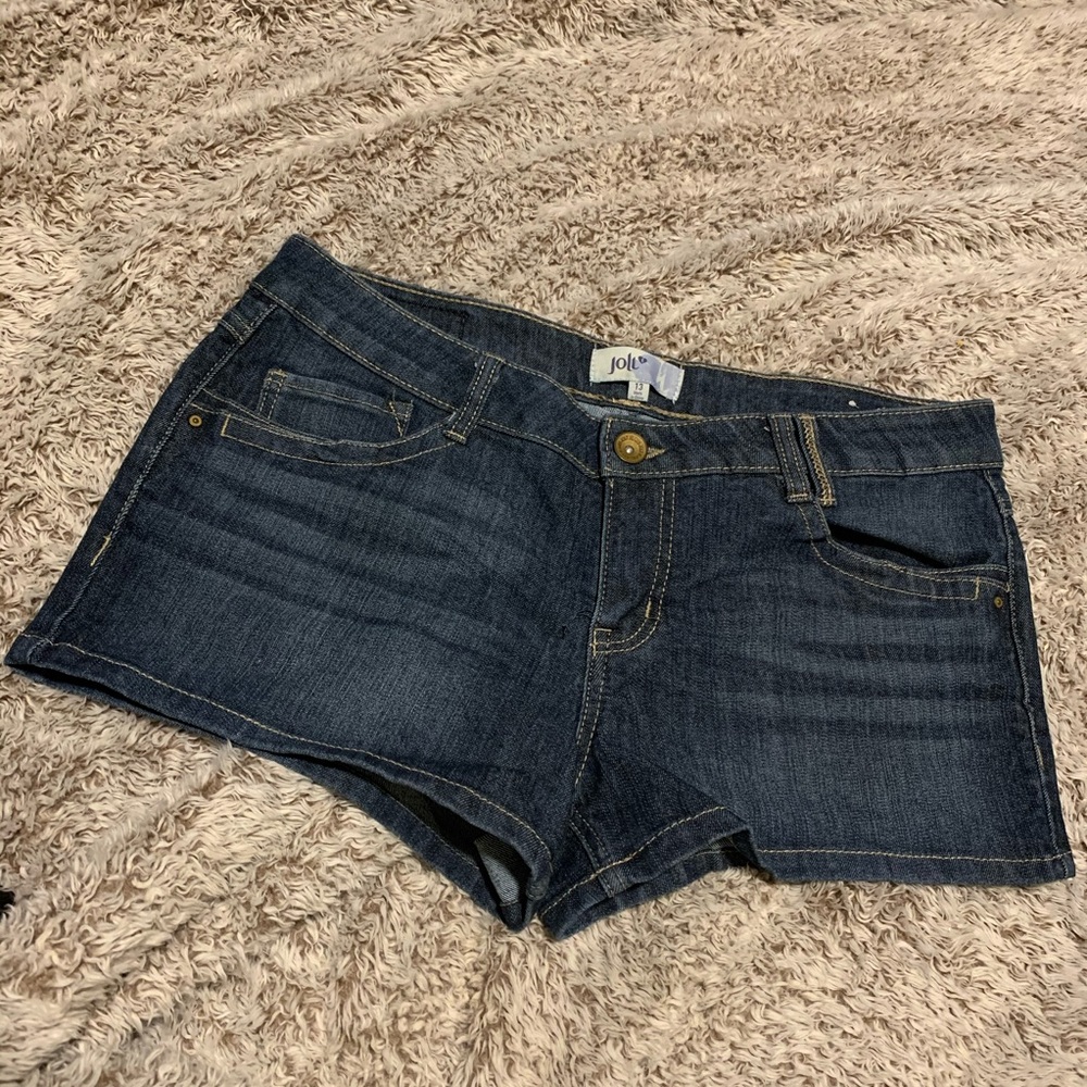 NWOT jolt Jean shorts